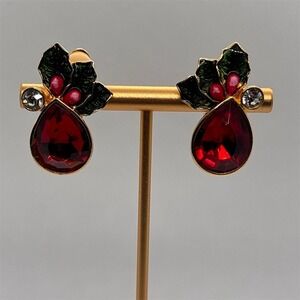 Vintage Avon Christmas Holly Clip‎ Earrings Red Rhinestone Holiday